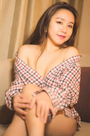 纲手动漫黄网站在线观看