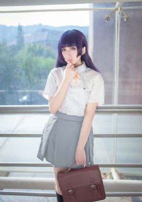 美女的咪咪